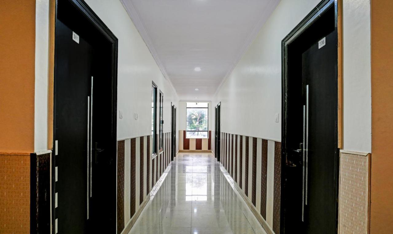 Itsy By Treebo - Ashoka Grand Hotel Varanasi Exterior foto