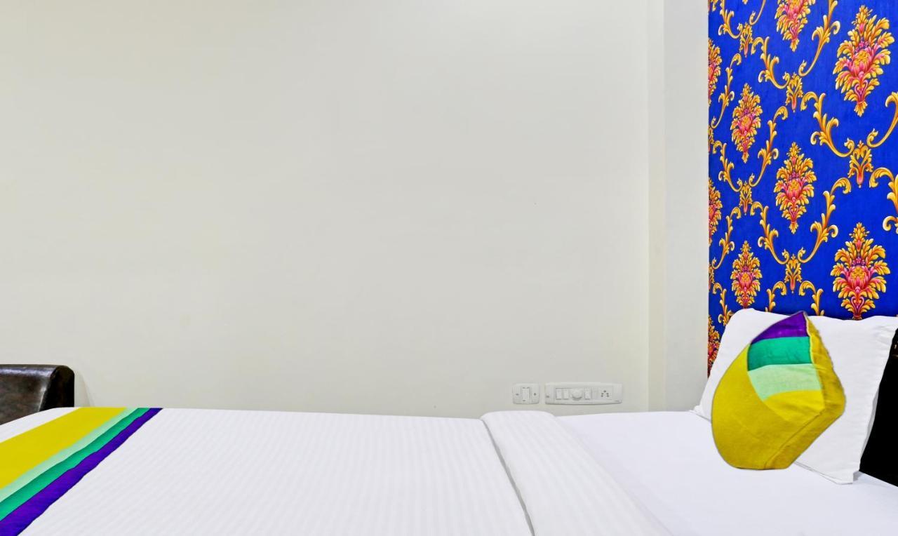 Itsy By Treebo - Ashoka Grand Hotel Varanasi Exterior foto